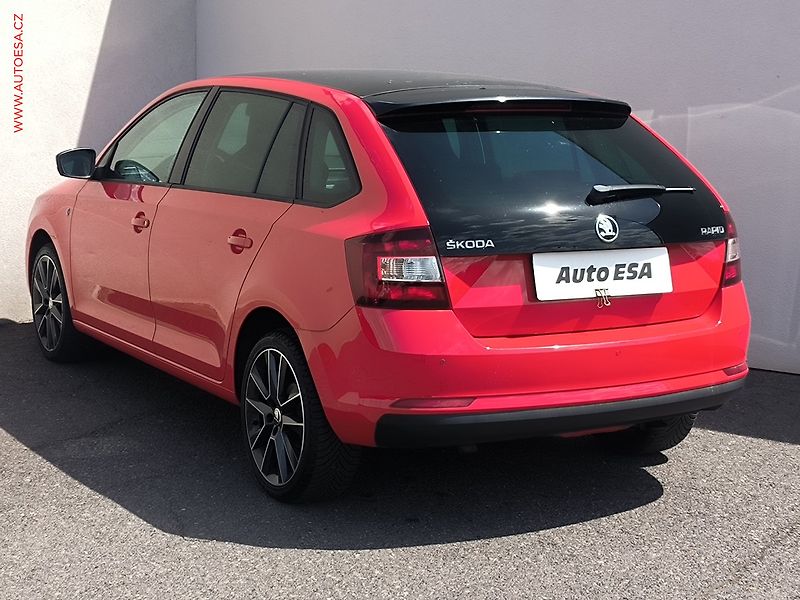 Škoda Rapid (2014) 1.6 TDi, Sport, panor - fotka 6 z 17