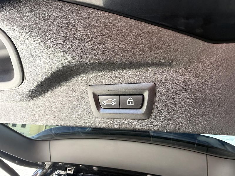 BMW X7 (2022) 40XD 250kW M-PAKET R22 CZ TOP! - fotka 29 z 48