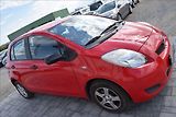 Toyota Yaris 1,0 i 51KW ZAD. PARK. SENZORY - náhled 3