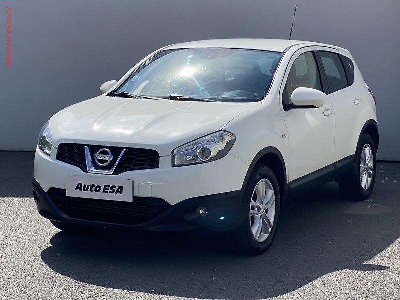 Nissan Qashqai (2011) 1.5dCi, Acenta, TZ - fotka 3 z 16