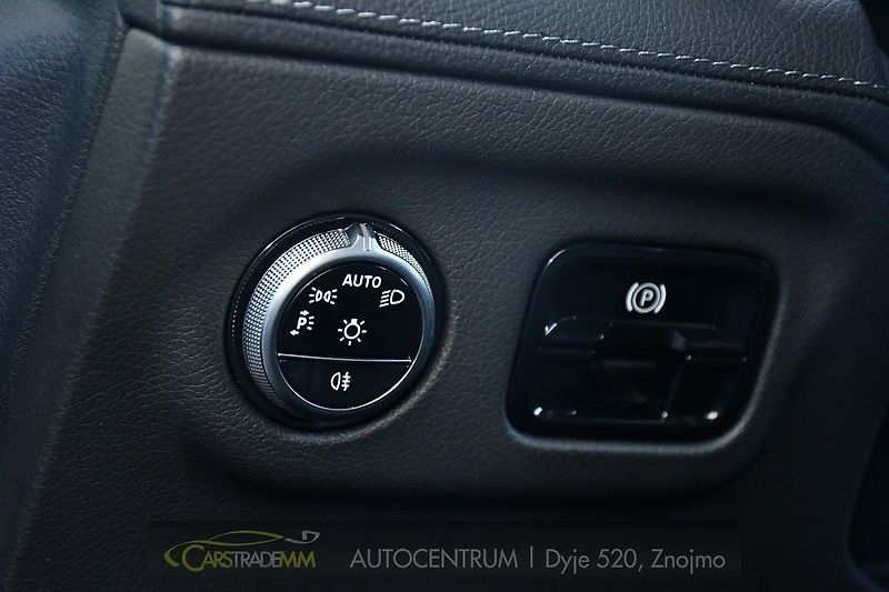 Mercedes-Benz EQE 350+  - fotka 25 z 54