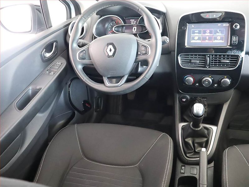 Renault Clio (2018) Limited 0.9 TCe, Navi - fotka 7 z 19
