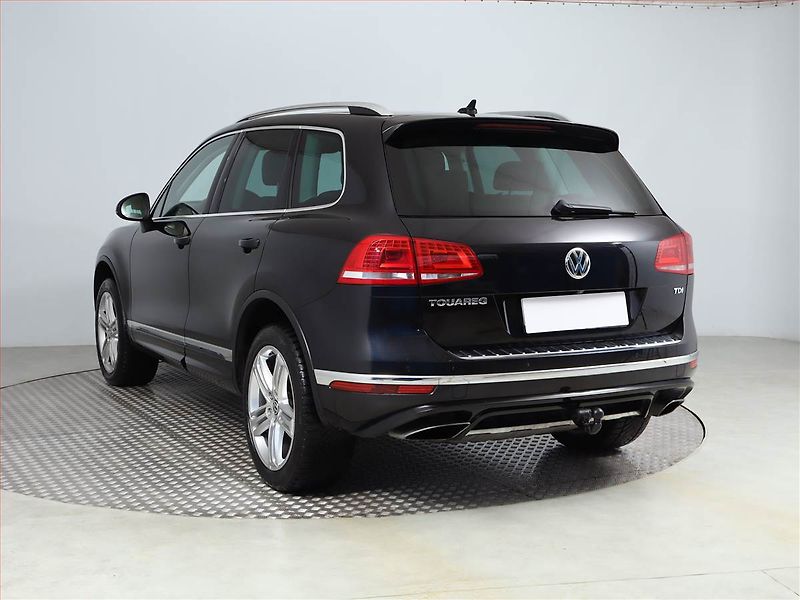 Volkswagen Touareg (2015) 3.0 TDI - fotka 4 z 21