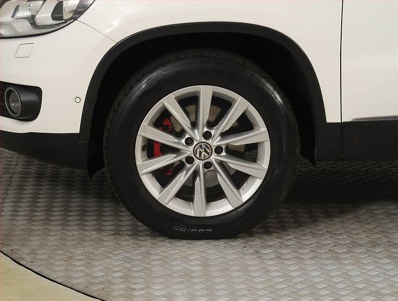 Volkswagen Tiguan (2012) 2.0 TSI, 4X4, Automat, Kůže - fotka 15 z 21
