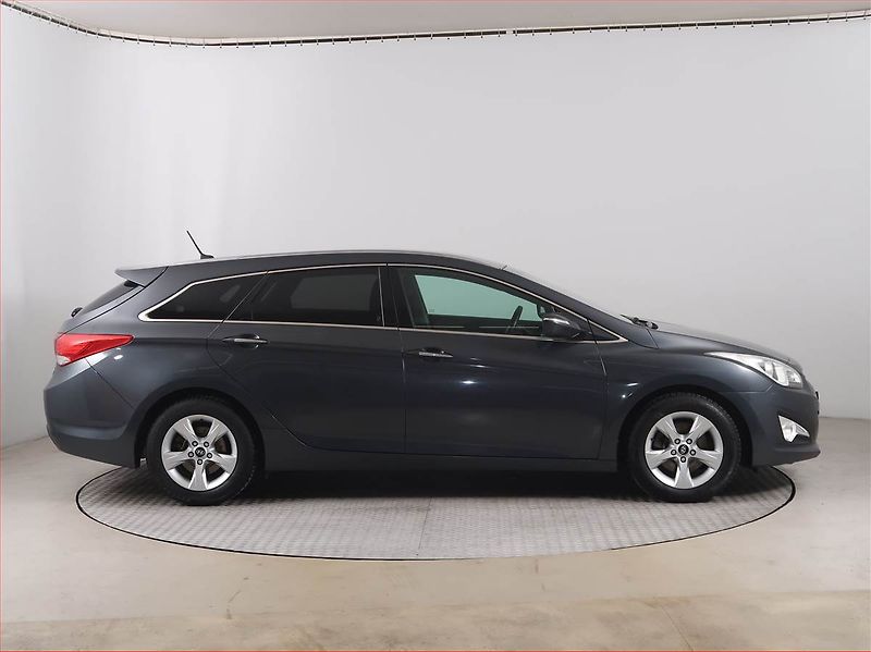 Hyundai i40 (2012) 1.7 CRDI, Tempomat - fotka 6 z 16