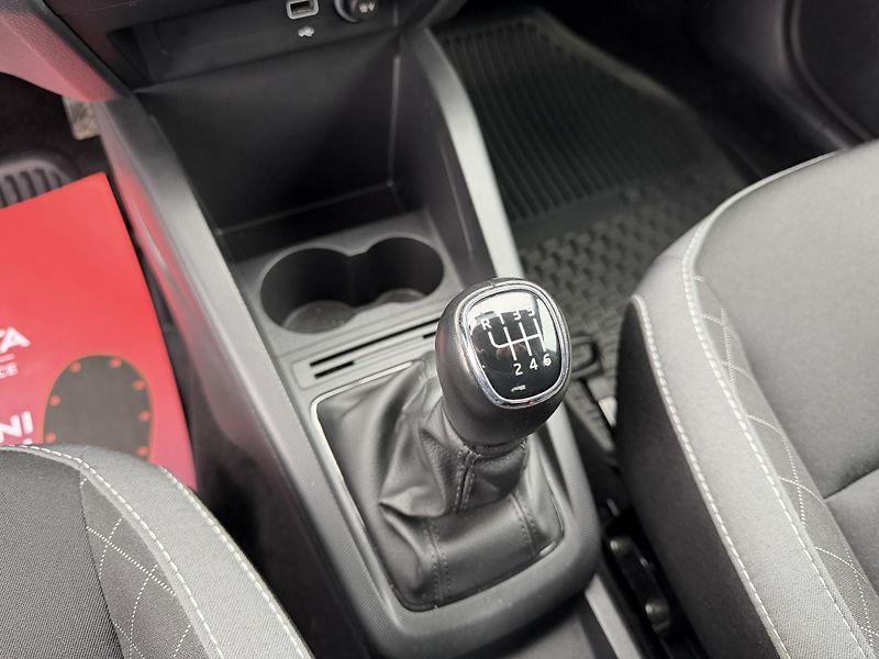Škoda Fabia III 1,0 TSi/81kW - Ambition  - fotka 28 z 58