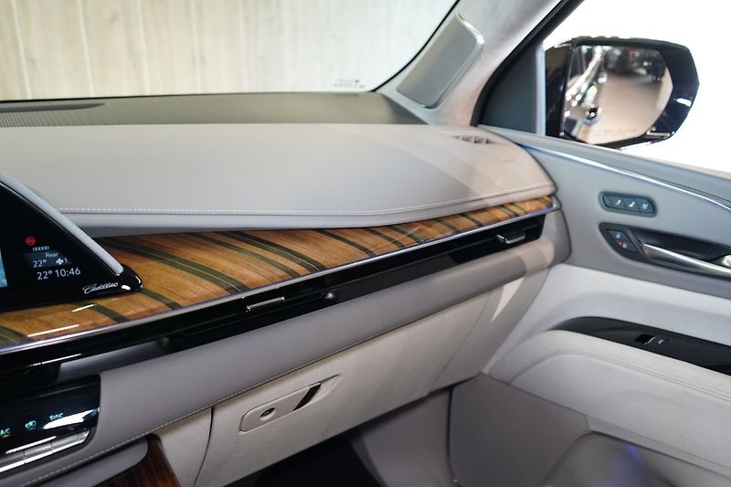 Cadillac Escalade Sport Platinum - fotka 50 z 54