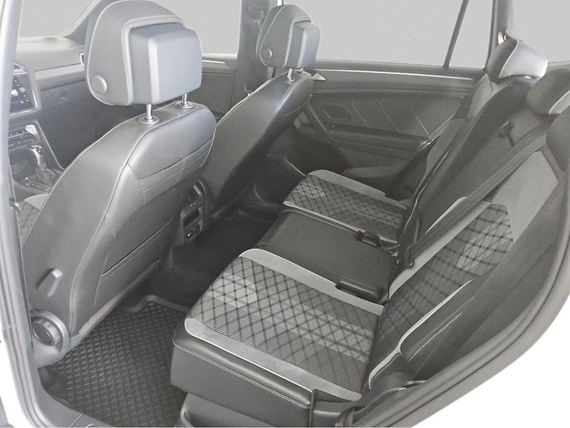 Volkswagen Tiguan Allspace R-Line 4Motion 180kW - fotka 5 z 5