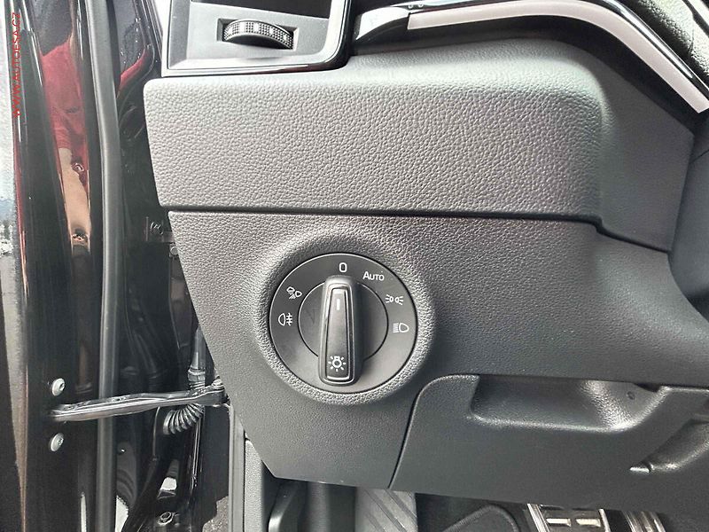 Škoda Karoq (2022) 1.5 TSI, 2.maj,ČR, SportLine - fotka 13 z 20