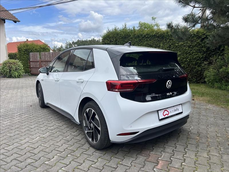 Volkswagen ID.3 0,0 Pro Performance 150kW TČ - fotka 3 z 38