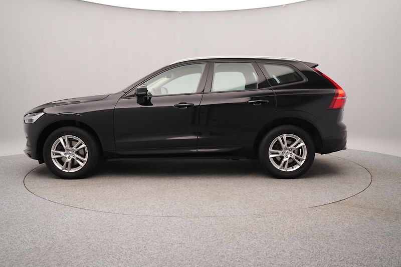 Volvo XC60 D4 AWD MOMENTUM CZ 1.maj - fotka 6 z 39