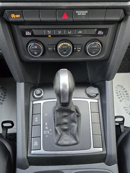 Volkswagen Amarok 150kW 4x4 DSG TAŽNÉ DPH - fotka 14 z 24