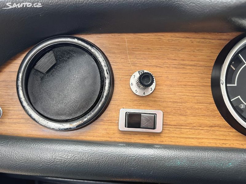 Renault Ostatní R8 koupeno v ČR - fotka 17 z 20