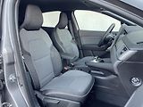 Renault Captur (2025) TECHNO 1,3TCe 160k EDC - náhled 8