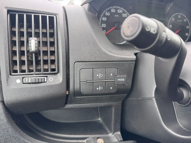 Peugeot Boxer (2012) L2H2 2,2D 74 KW 2. MAJ DPH - fotka 21 z 44