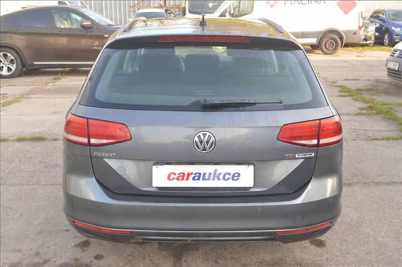 Volkswagen Passat (2017) VARIANT1,6 TDI BMT - fotka 5 z 22
