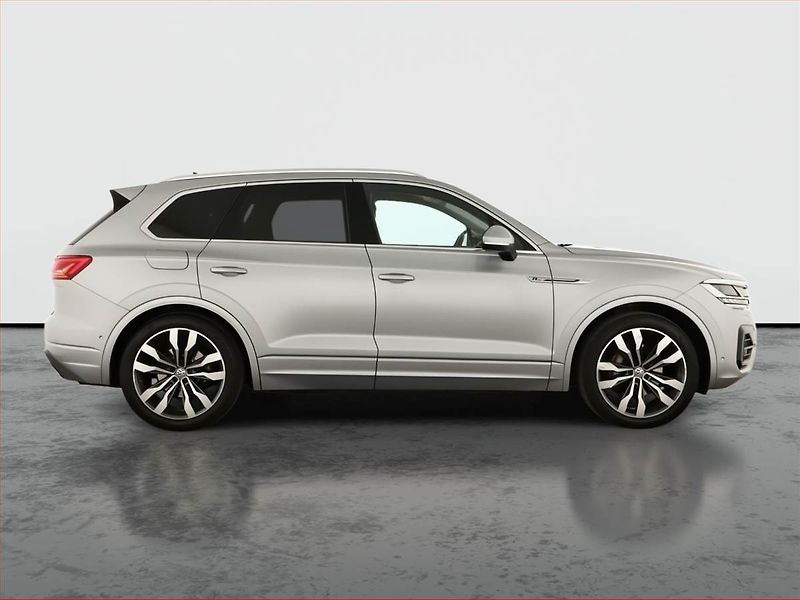 Volkswagen Touareg (2019) R-Line 3.0 TDI - fotka 6 z 20
