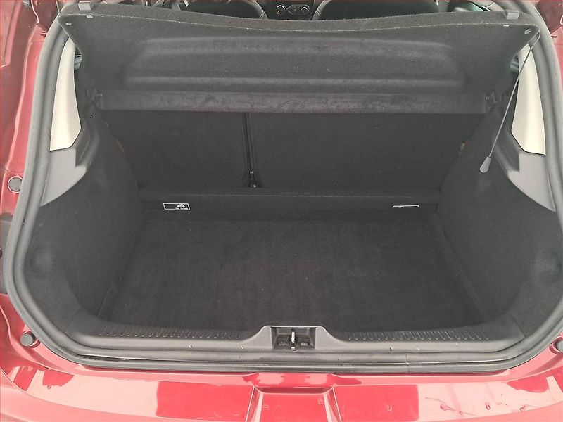 Renault Clio (2017) Limited 0.9 TCe, ČR,1.maj - fotka 14 z 20
