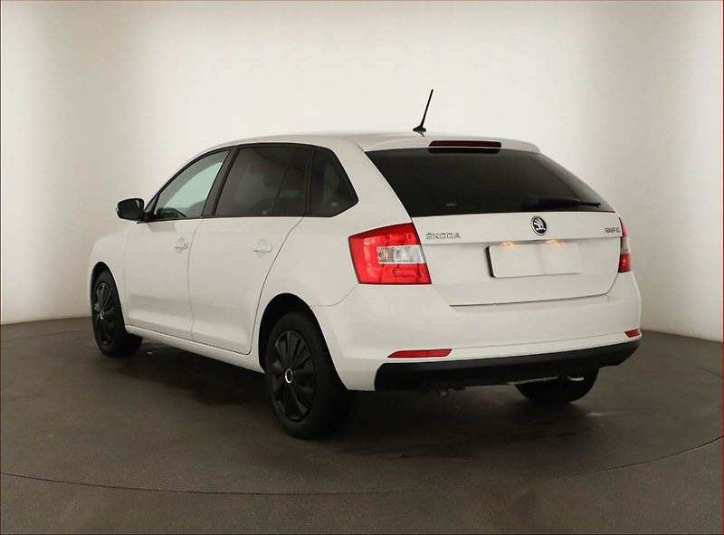 Škoda Rapid (2016) Spaceback 1.2 TSI, Tempomat - fotka 4 z 14