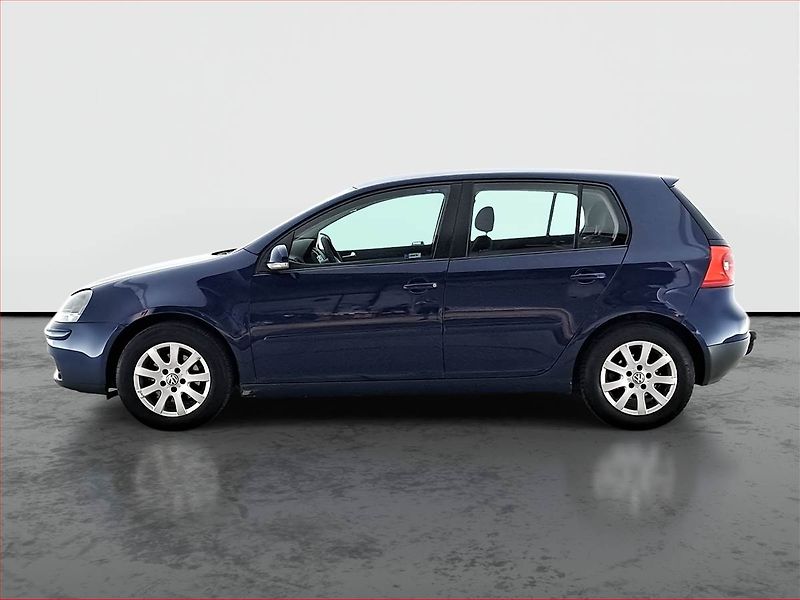 Volkswagen Golf (2005) 1.6, po STK, Tažné, Klima - fotka 3 z 13
