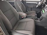 Volkswagen Touran (2011) 1.2 TSI, Tempomat - náhled 9