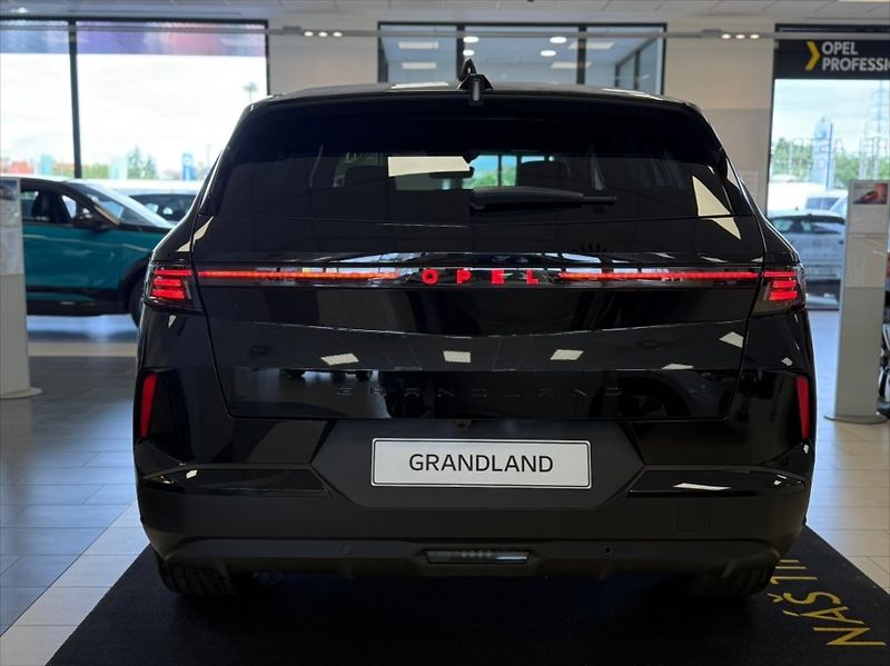 Opel Grandland (2025) 1.2 GS 1.2 TURBO 107 kW eDCT6 - fotka 5 z 25