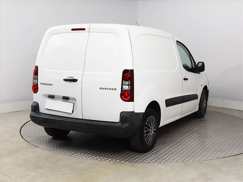 Peugeot Partner (2017) 1.6 HDi, ČR, DPH - fotka 5 z 10
