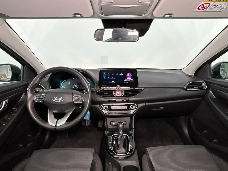 Hyundai i30 Smart DCT - fotka 5 z 26