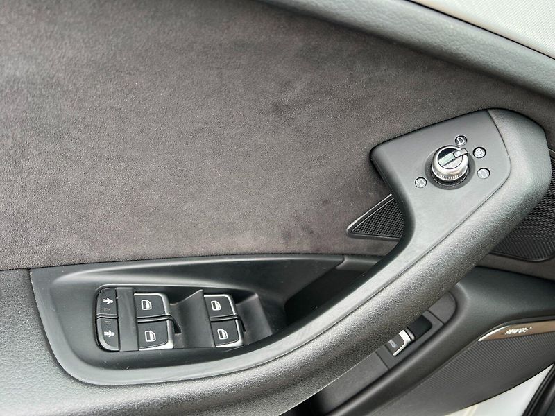 Audi A6 (2018) Avant S-line 2.0 TDi 140kW LED - fotka 26 z 41
