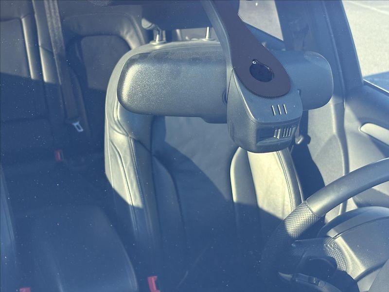 Audi Q5 3,0 TDi176kW 3x S-line,Max výb - fotka 33 z 50