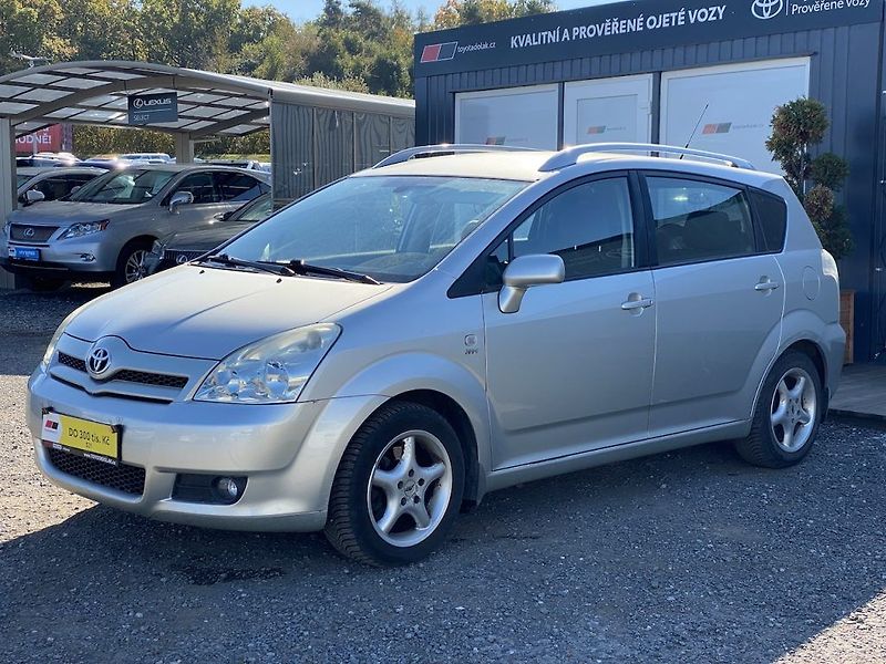 Toyota Corolla Verso 1.8i, ČR, automat, 2x kola - fotka 4 z 15