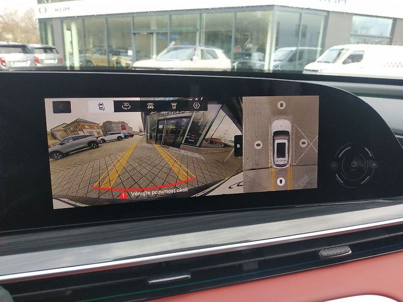 Omoda 9 Premium 1.5 SHS, AWD AT, SKLAD - fotka 25 z 38