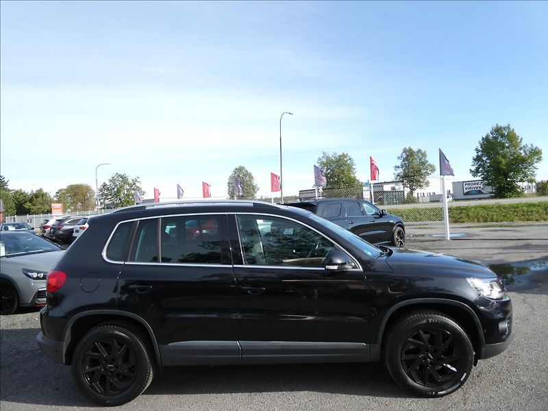 Volkswagen Tiguan 2,0 TDi 130kW 4MOTION, závěs - fotka 12 z 43