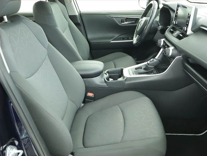 Toyota RAV4 (2022) Business 2.5 Hybrid - fotka 9 z 19