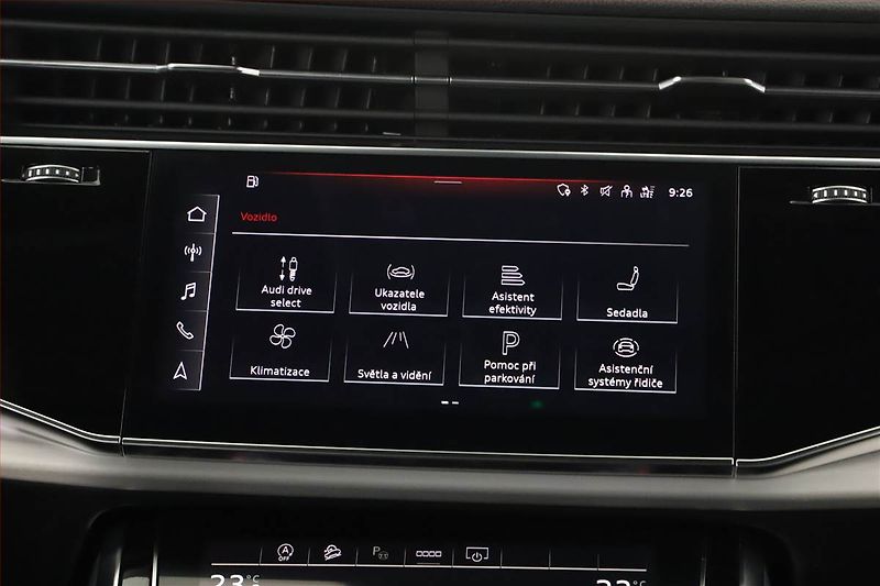 Audi Q8 (2023) 50 TDI, Vzduch, Nez.top - fotka 16 z 25