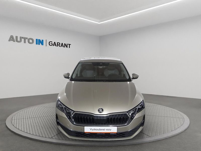 Škoda Octavia (2024) 1,5TSi 110kW Top Selection - fotka 3 z 14