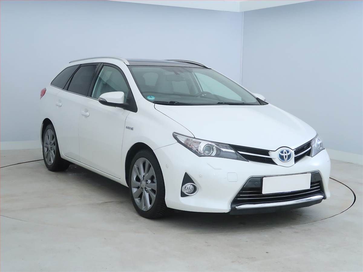 Toyota Auris Hybrid, Automat, Kůže