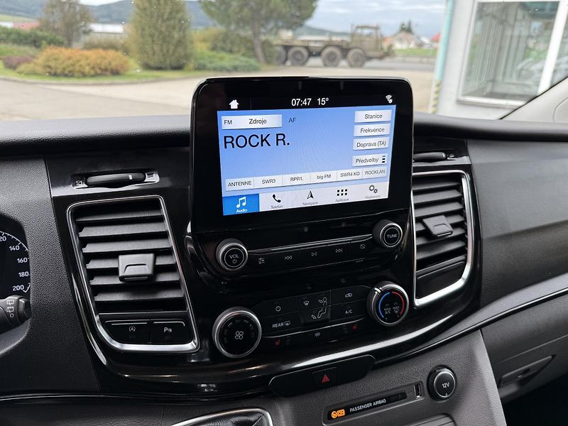 Ford Tourneo Custom (2018) SPORT - 2,0TDCi - 125kw - fotka 29 z 69