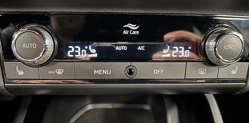 Škoda Scala 1.5 TSI DSG Style - fotka 9 z 18
