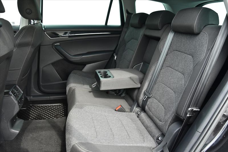 Škoda Kodiaq 2.0 TDI DSG 4x4 STYLE TAŽNÉ ČR - fotka 11 z 28