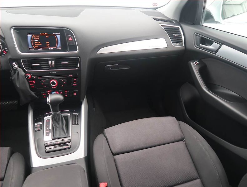 Audi Q5 (2014) 2.0 TDI, 4X4, Automat - fotka 8 z 14