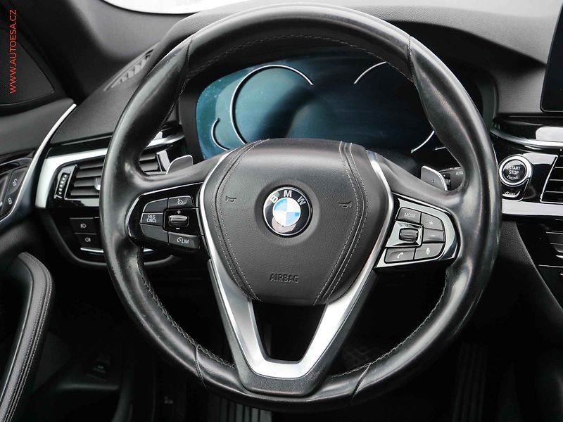 BMW Řada 5 (2017) 2.0 d xD, Sport Line, AT - fotka 14 z 23