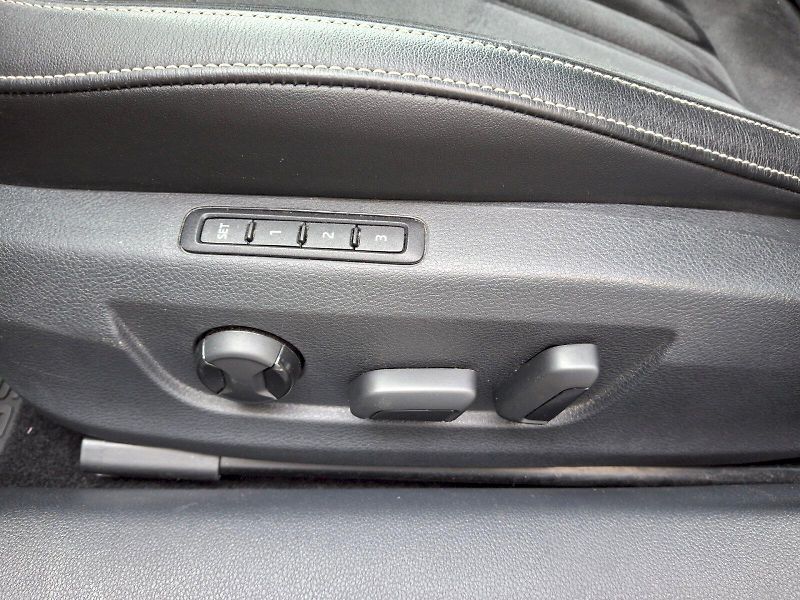 Škoda Superb (2022) Style Plus Top 2,0TDi 110kW - fotka 32 z 35