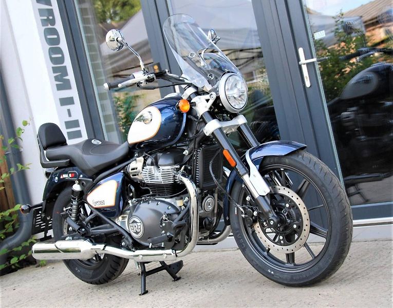 Royal Enfield Super Meteor 650 (2026) - fotka 2 z 25