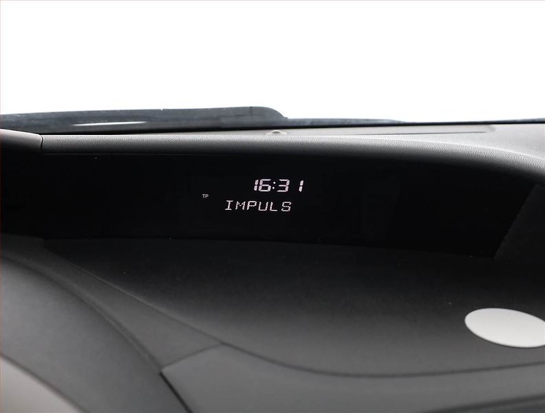 Honda Civic (2008) 1.8 i, po STK, pěkný stav - fotka 11 z 18