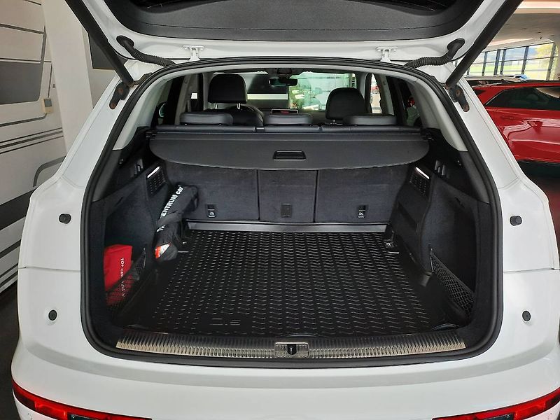 Audi Q5 (2017) 45 TFSI quattro (185kW/252k) S - fotka 21 z 24
