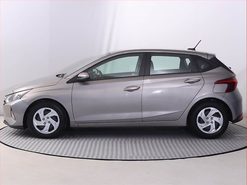 Hyundai i20 (2022) 1.0 T-GDI, Automat, Serv.kniha - fotka 3 z 19