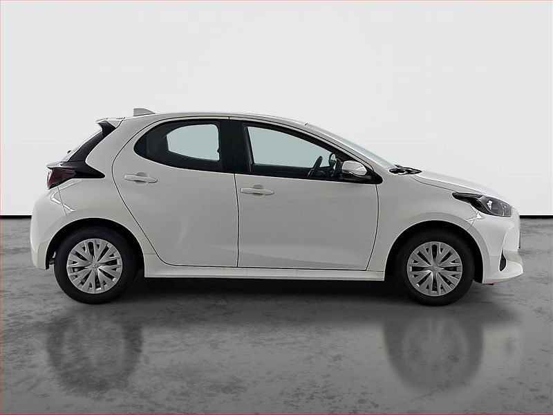 Toyota Yaris (2022) 1.5 VVT-i Hybrid, Automat - fotka 6 z 18