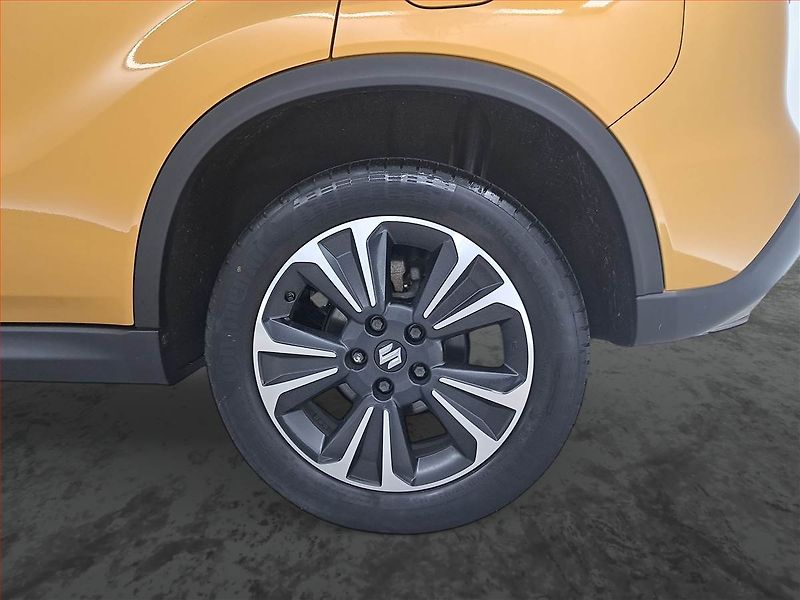 Suzuki Vitara (2021) Elegance 1.4 BoosterJet - fotka 15 z 20