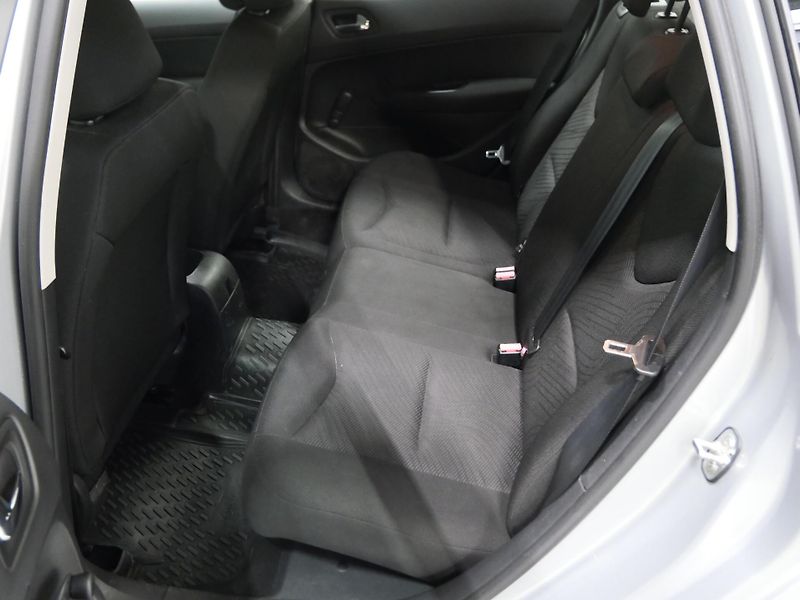 Peugeot 308 - fotka 20 z 21